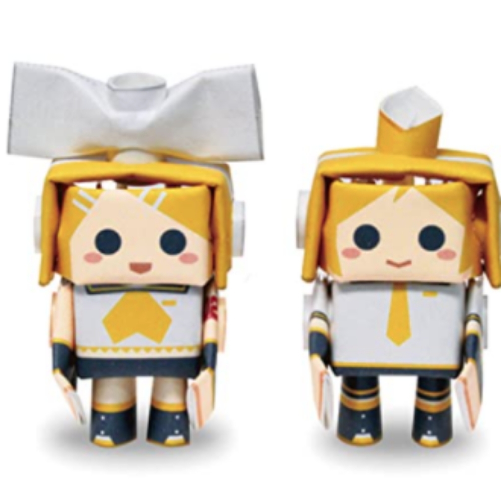 Rin Kagamine and Len Kagamine figures